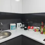 Appartement Sky & Floor 33th 28th & 25th & 19th & 13th 12th With Pool & & Fitness & Parking Included In Price