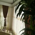 Sky & Floor 33th 28th & 25th & 19th & 13th 12th With Pool & & Fitness & Parking Included In Price