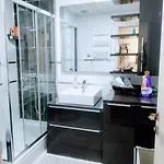 Sky & Floor 33th 28th & 25th & 19th & 13th 12th With Pool & & Fitness & Parking Included In Price *