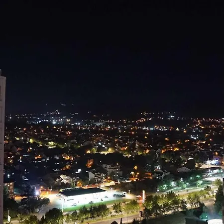 Sky & Floor 33th 28th & 25th & 19th & 13th 12th With Pool & & Fitness & Parking Included In Price Skopje