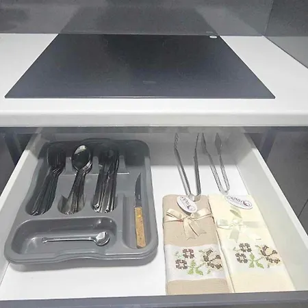 Apartment Sky & Floor 33th 28th & 25th & 19th & 13th 12th With Pool & & Fitness & Parking Included In Price *