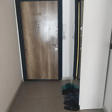 Sky & Floor 33th 28th & 25th & 19th & 13th 12th With Pool & & Fitness & Parking Included In Price Üsküp