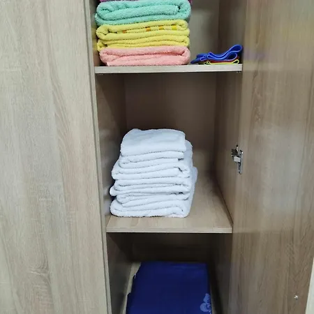 Sky & Floor 33th 28th & 25th & 19th & 13th 12th With Pool & & Fitness & Parking Included In Price Skopje