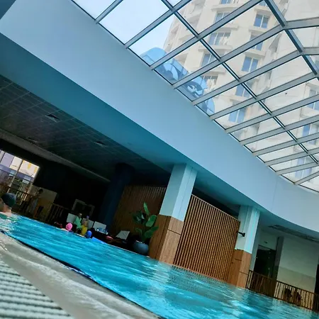 Апартаменты Sky & Floor 37th 33th 28th & 25th & 19th & 13th 12th With Pool & & Fitness & Parking Included In Price