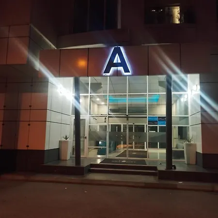 Апартаменты Sky & Floor 37th 33th 28th & 25th & 19th & 13th 12th With Pool & & Fitness & Parking Included In Price *