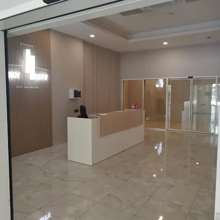 Appartement Sky & Floor 33th 28th & 25th & 19th & 13th 12th With Pool & & Fitness & Parking Included In Price