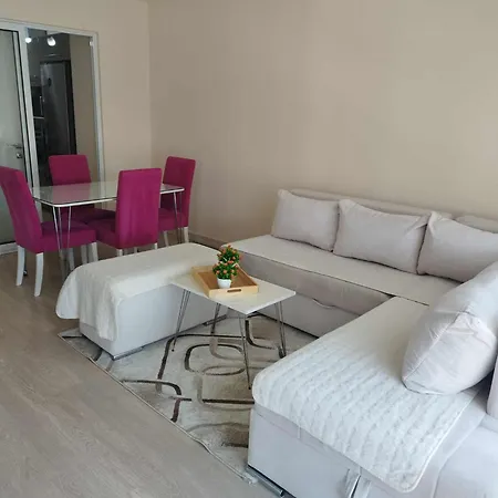 Appartamento Sky & Floor 33th 28th & 25th & 19th & 13th 12th With Pool & & Fitness & Parking Included In Price *