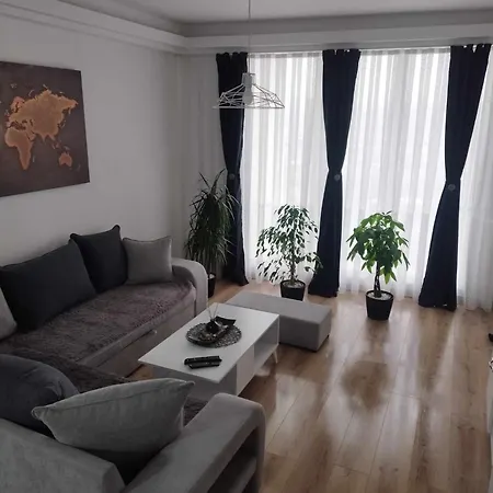 Sky & Floor 33th 28th & 25th & 19th & 13th 12th With Pool & & Fitness & Parking Included In Price * Üsküp