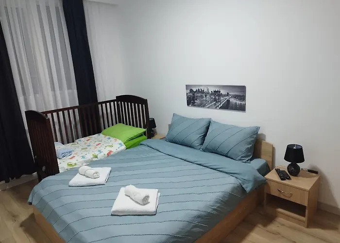 Sky City: High-rise With Pool & Access * Skopje