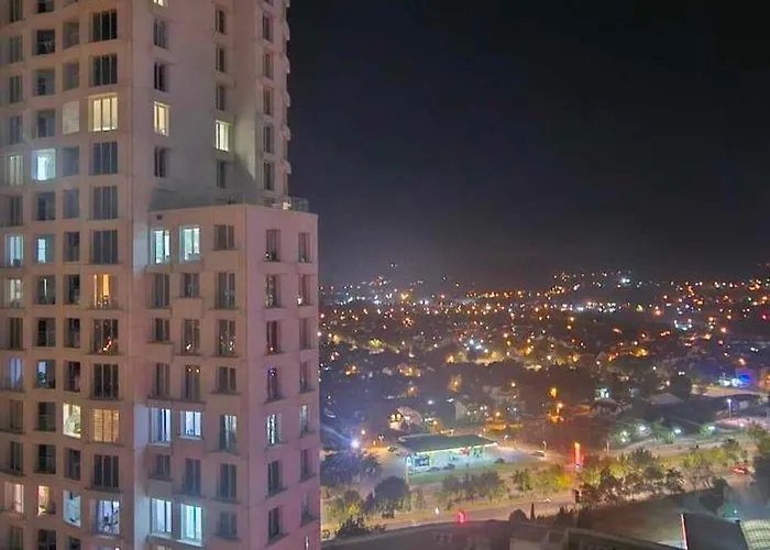 Apartment Sky City: High-rise With Pool & Access Skopje