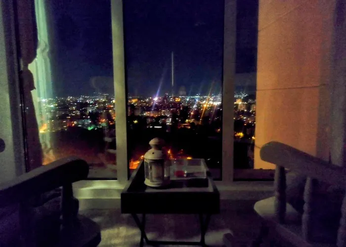 Sky & Floor 33th 28th & 25th & 19th & 13th 12th With Pool & & Fitness & Parking Included In Price