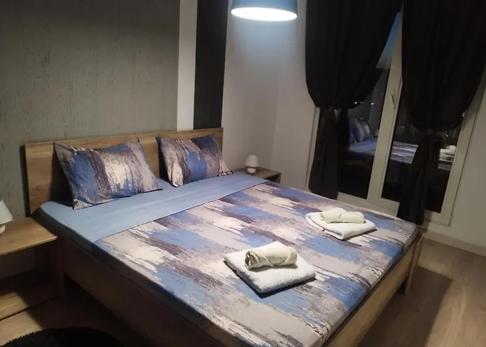 Sky & Floor 33th 28th & 25th & 19th & 13th 12th With Pool & & Fitness & Parking Included In Price Apartamento